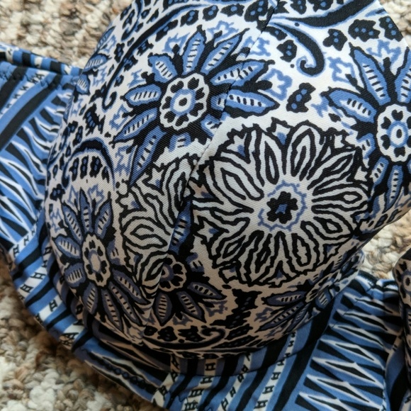 Volcom bikini top - Picture 2 of 4